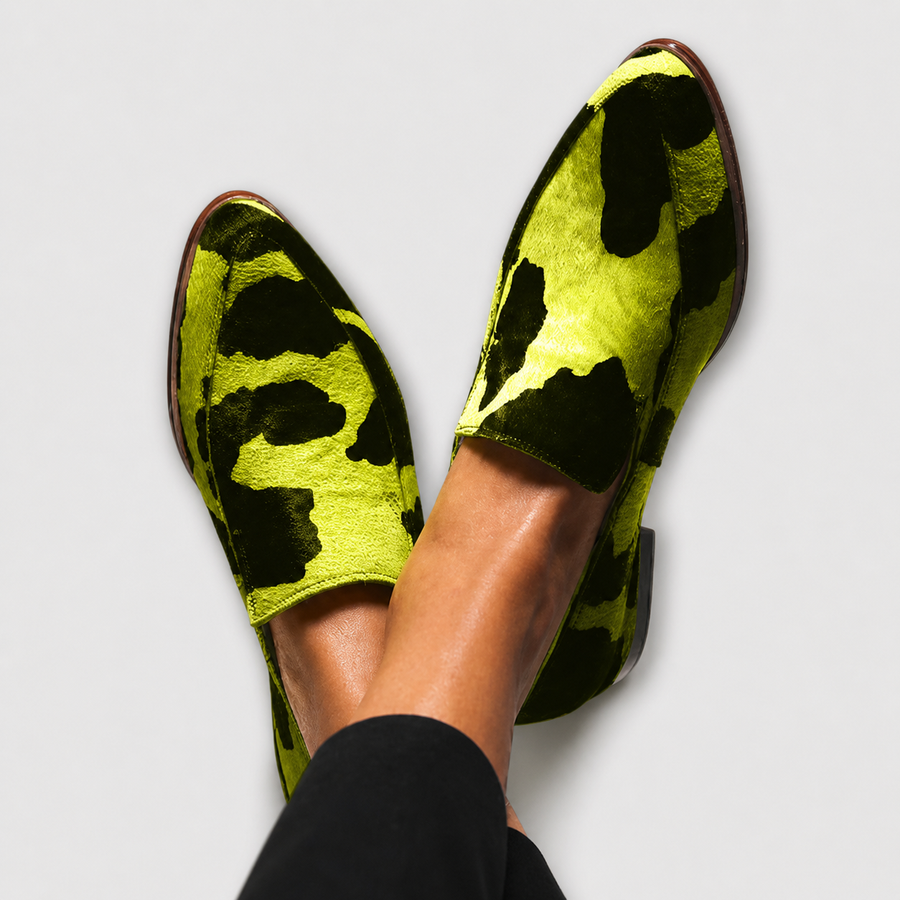 Casimira | Mocasín Estampado Vaca con Borlas